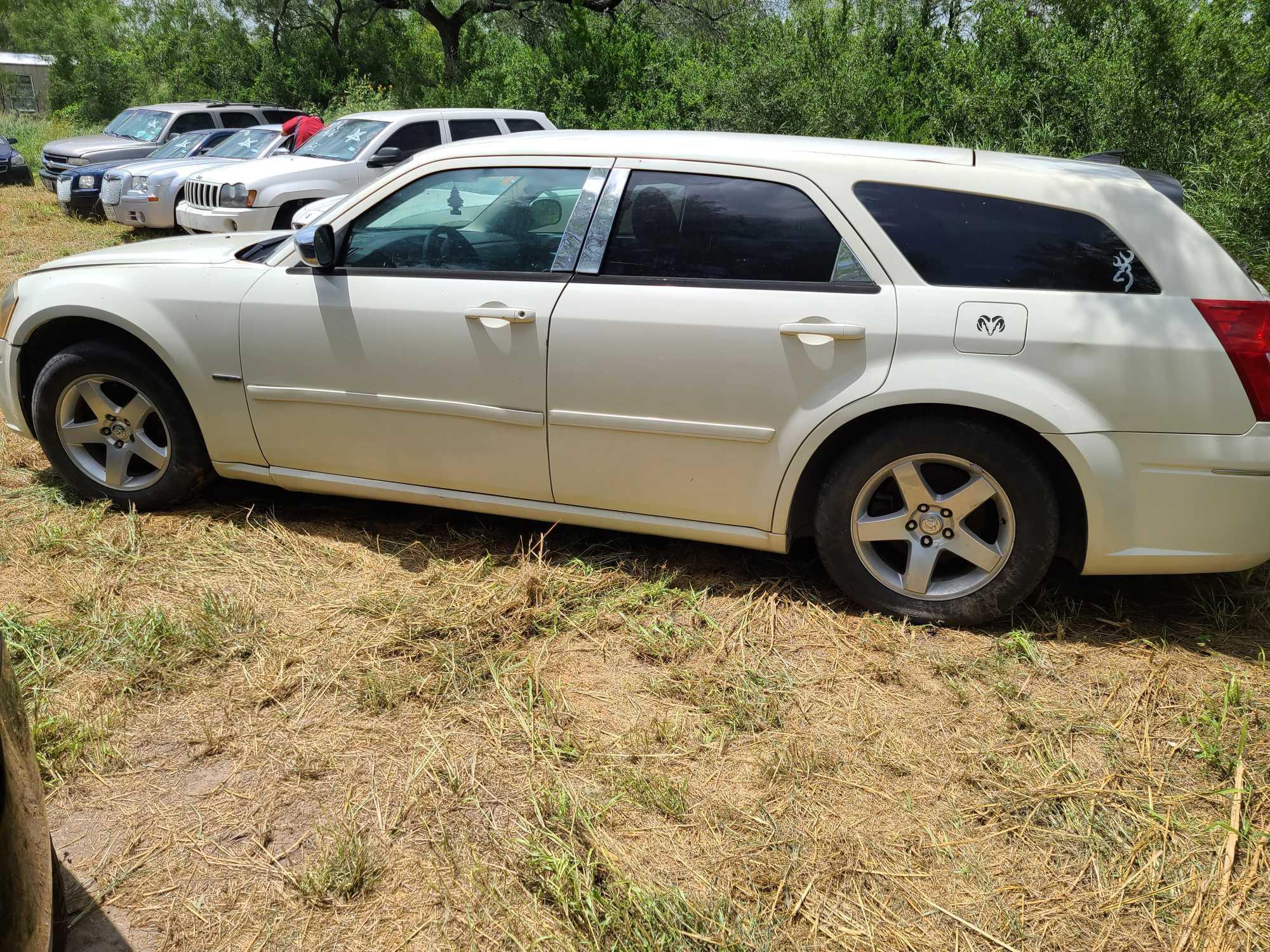 2005 Dodge Magnum Passenger Car, VIN # 2D4FV48T85H623597