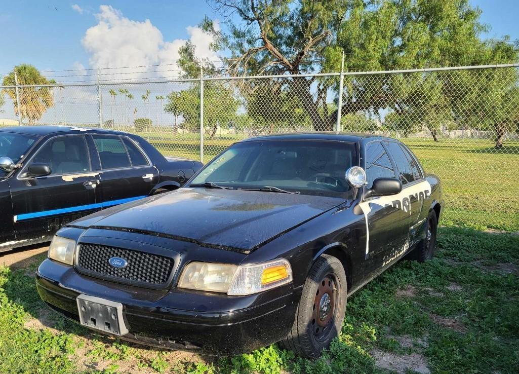 2008 Ford Crown Victoria Passenger Car, VIN # 2FAFP71V78X139019