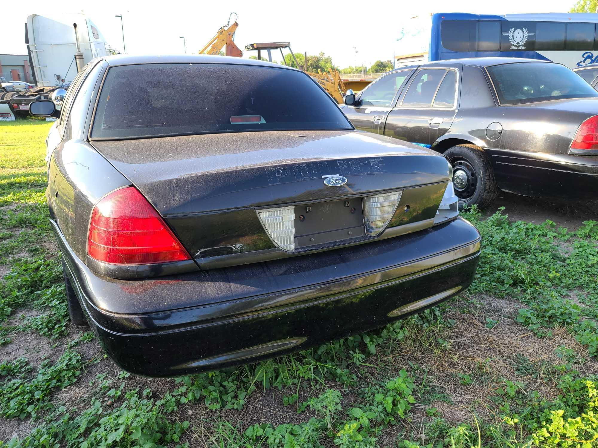 2008 Ford Crown Victoria Passenger Car, VIN # 2FAFP71V78X139019