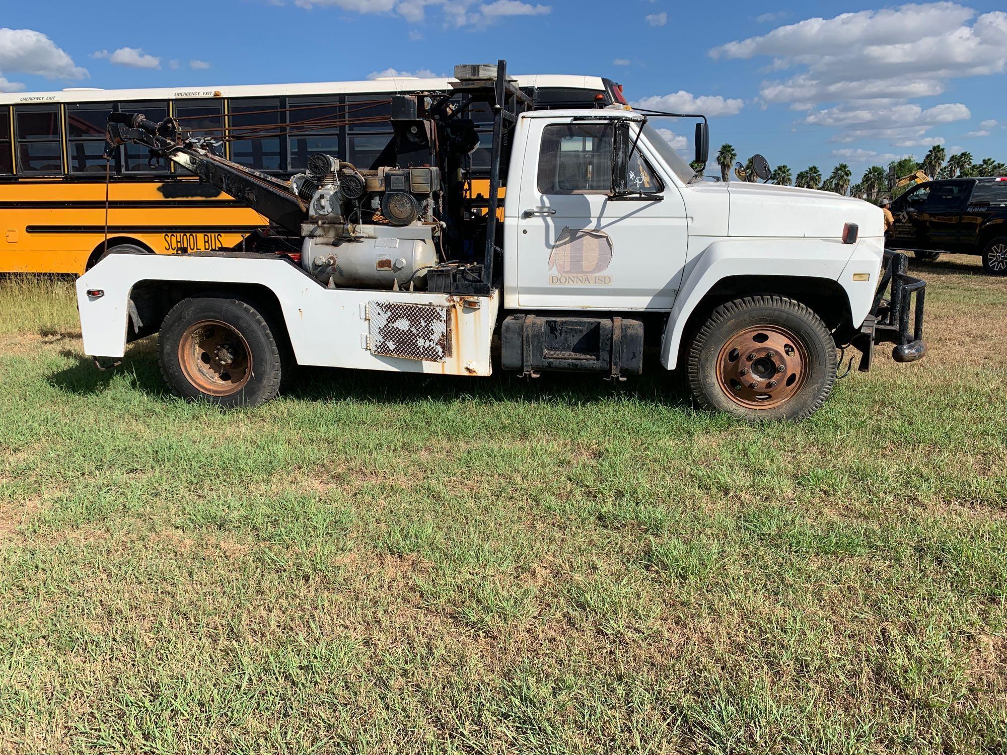 1981 Ford F600G Truck, VIN # 1FDMF60H1BVA09963