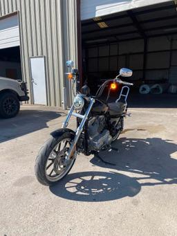 2014 Harley-Davidson XL 883L Motorcycle, VIN # 1HD4CR216EC413970
