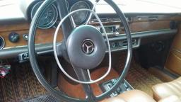 1971 Mercedes Benz 280SE 4.5L Diesel V8 in Pristine Condition