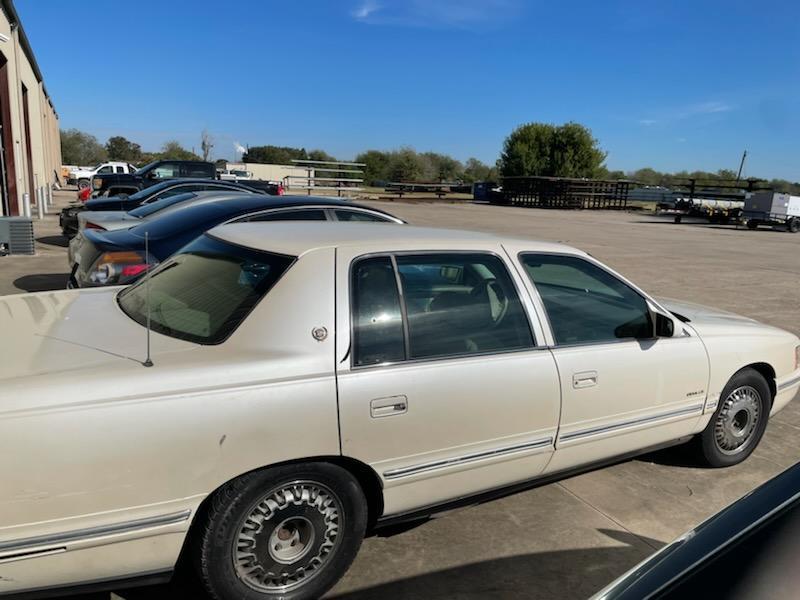 1999 Cadillac Deville Passenger Car, VIN # 1G6KD54Y6XU750499