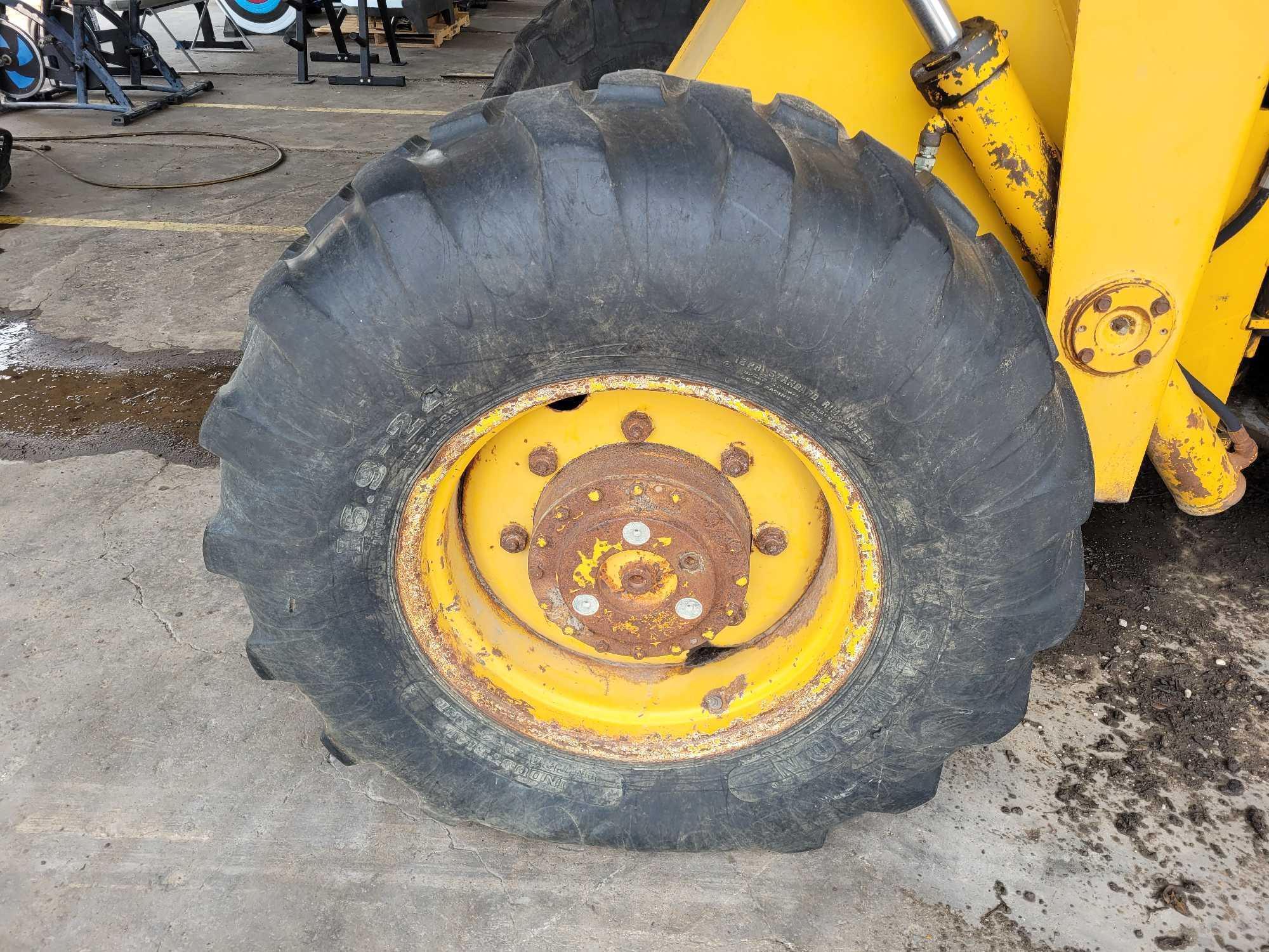 840 Allis Chalmer Wheel Loader