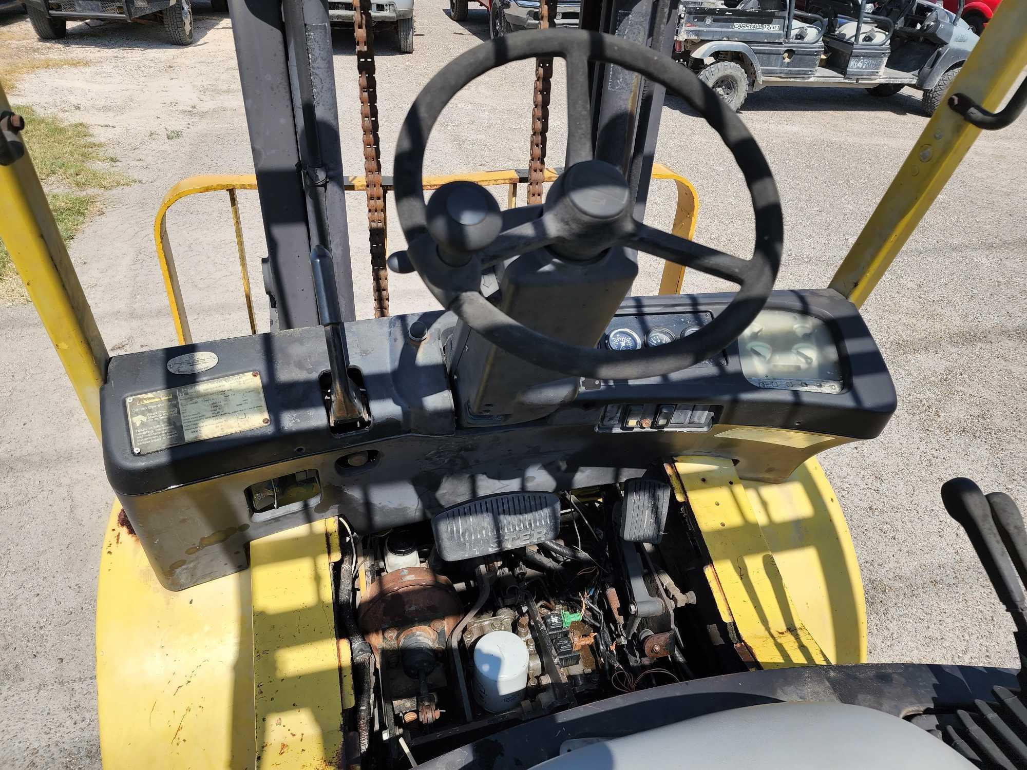 Hyster 70 Forklift