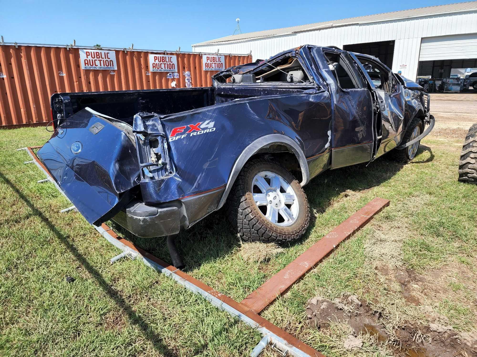 2004 Ford F-150 Pickup Truck, VIN # 1FTPX14564NA55308