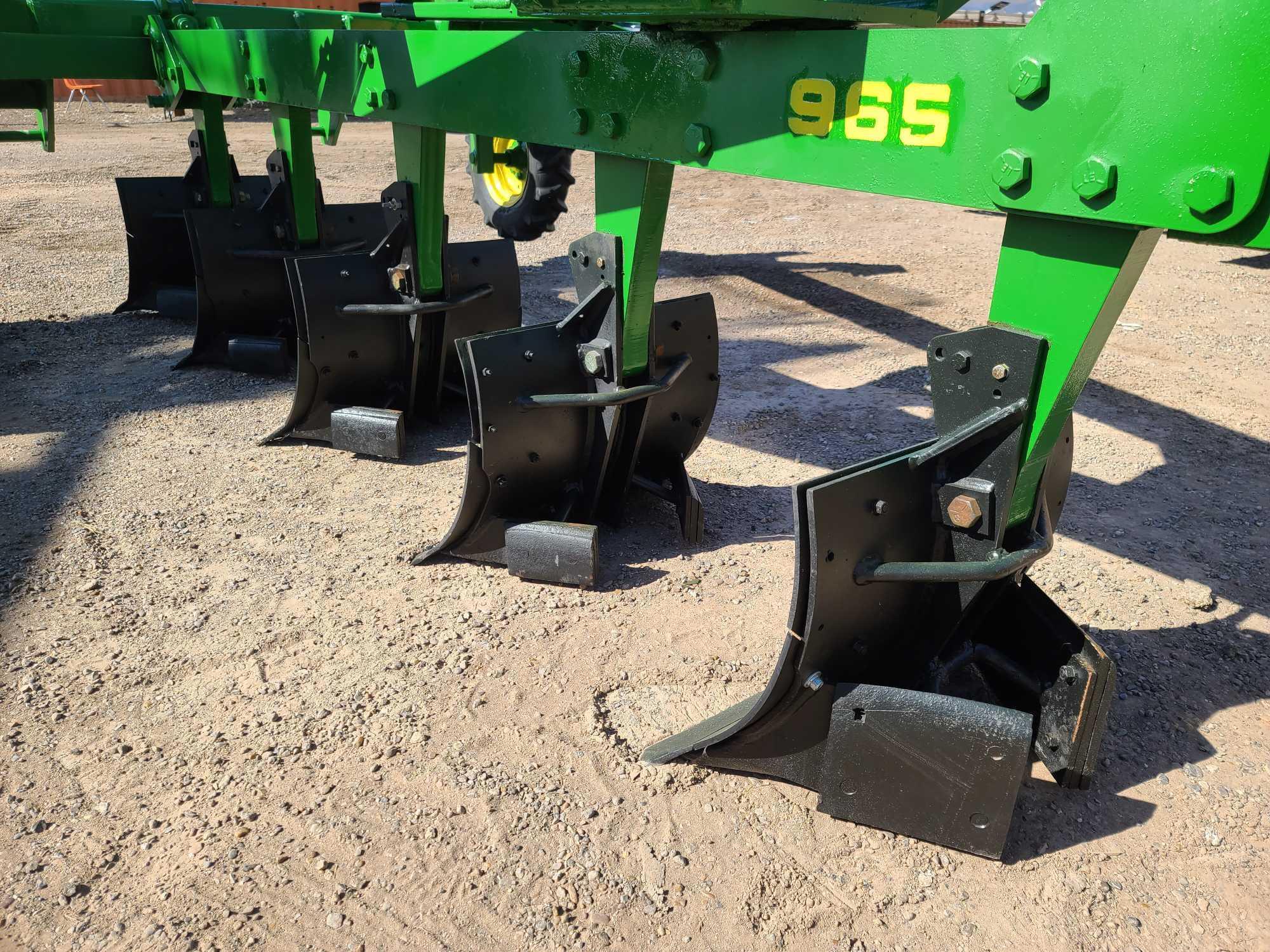 John Deere 965 Switch Plow