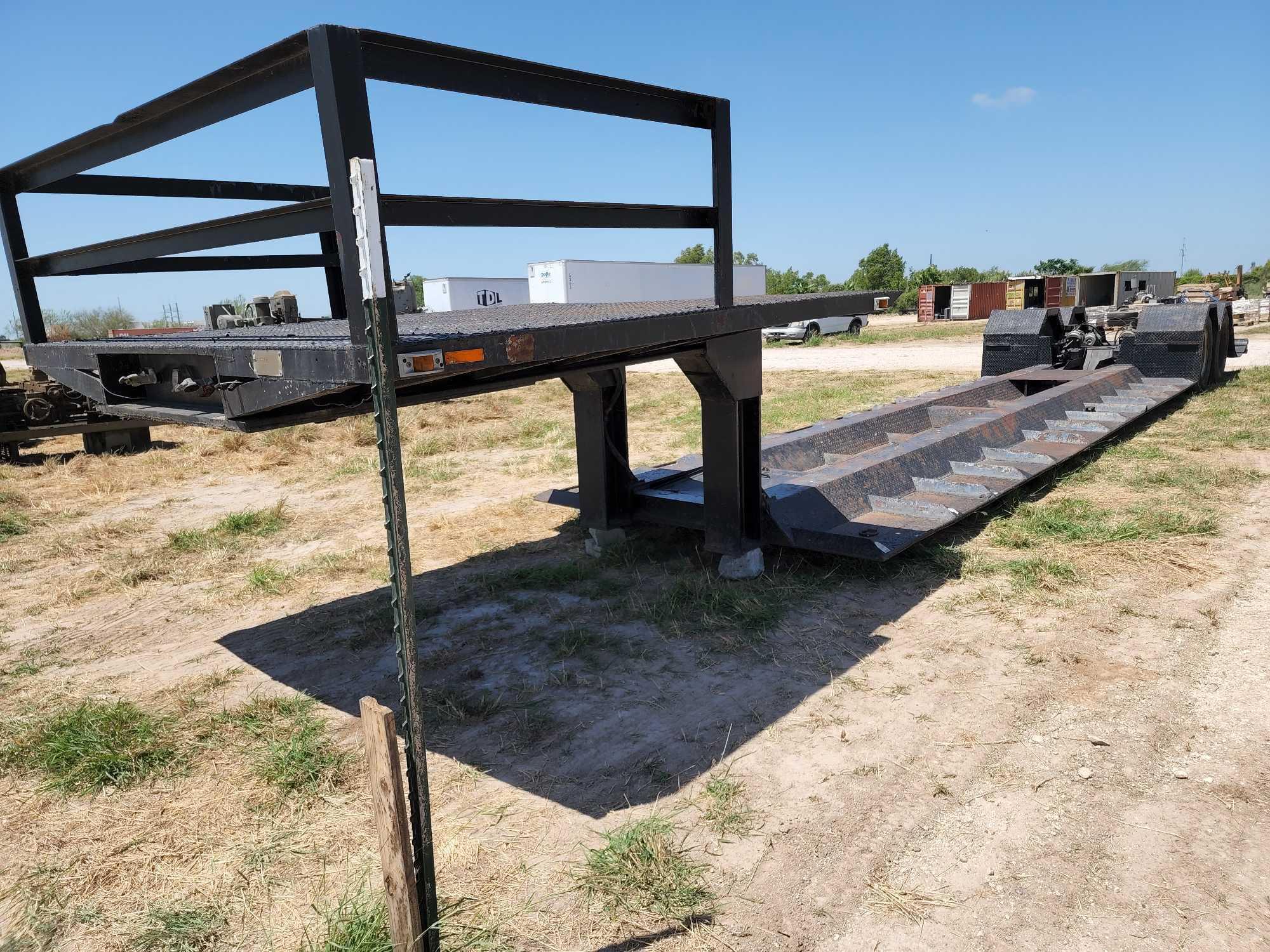 Custom Round Bale Cotton Trailer 8x53