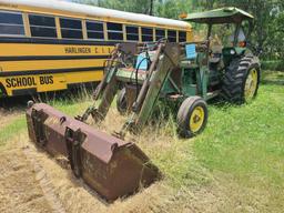 John Deere 2350 Tractor w/ Forks