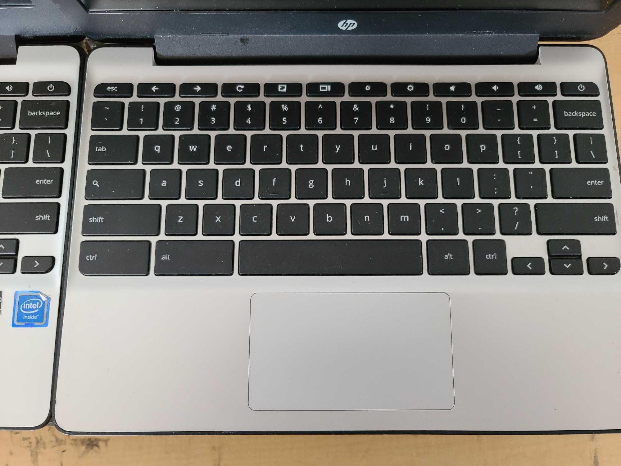 (14) HP Chromebooks