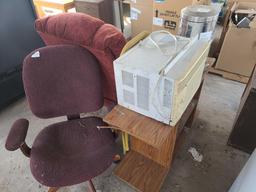 Reclining Sofa Seat, Window AC, Trashcan, Stereo Shelf