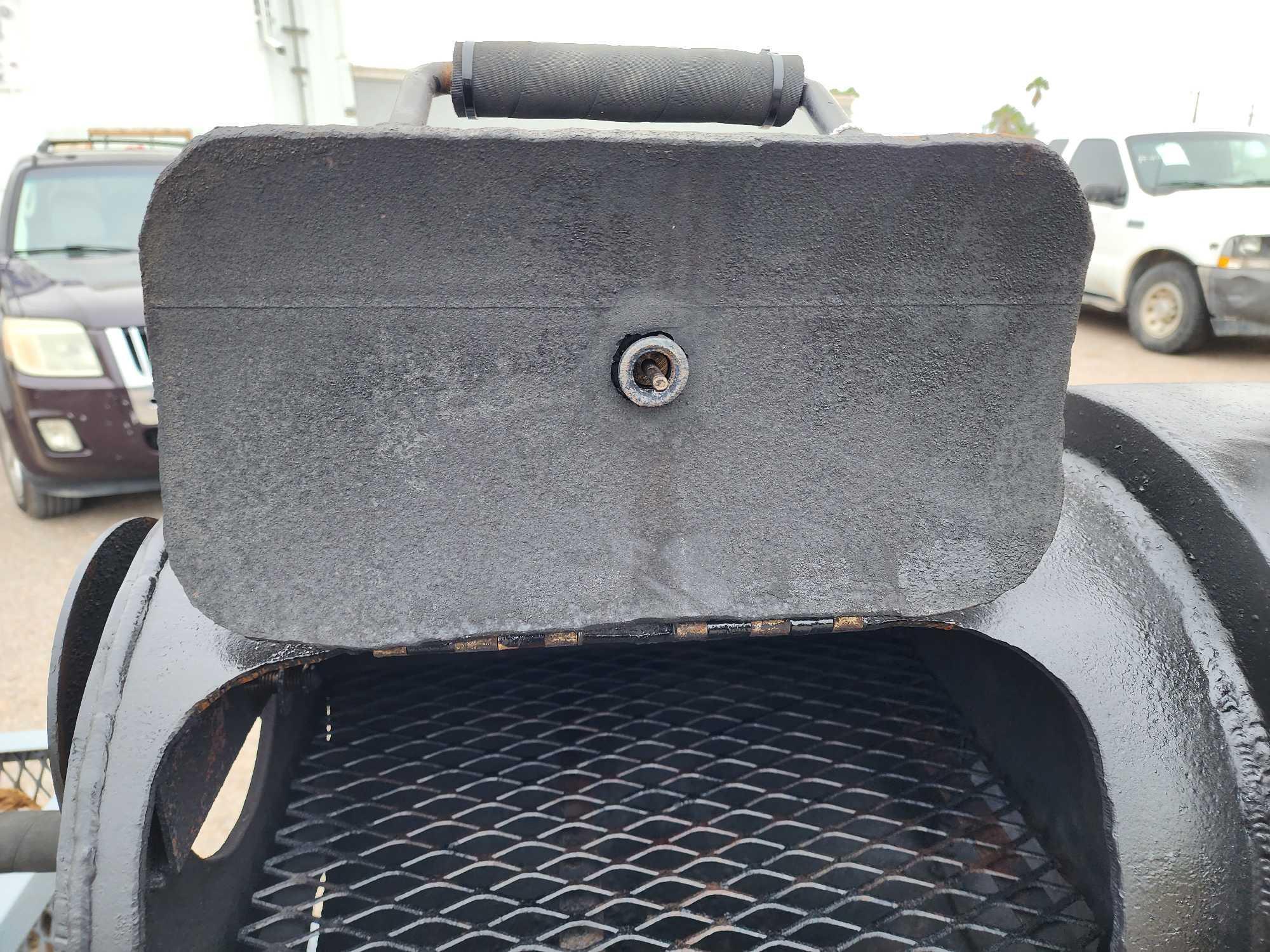 1/4 Steel BBQ Pit Smoker Made to Look Like a Pistol