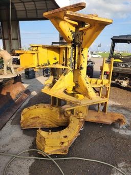 Tree Sheer Attachment for John Deere Wheel Loader