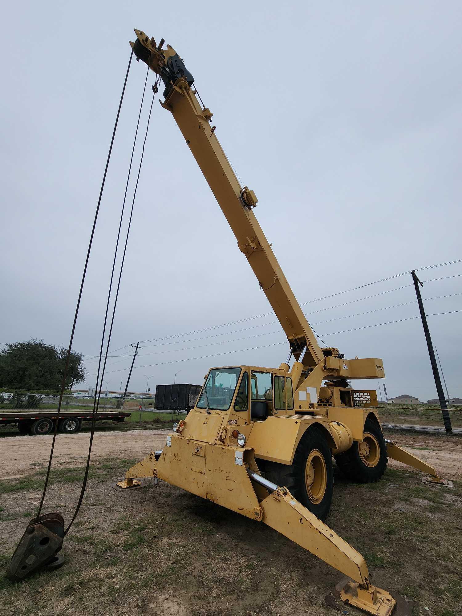 Grove RT58D 20-Ton Rough Terrain Crane