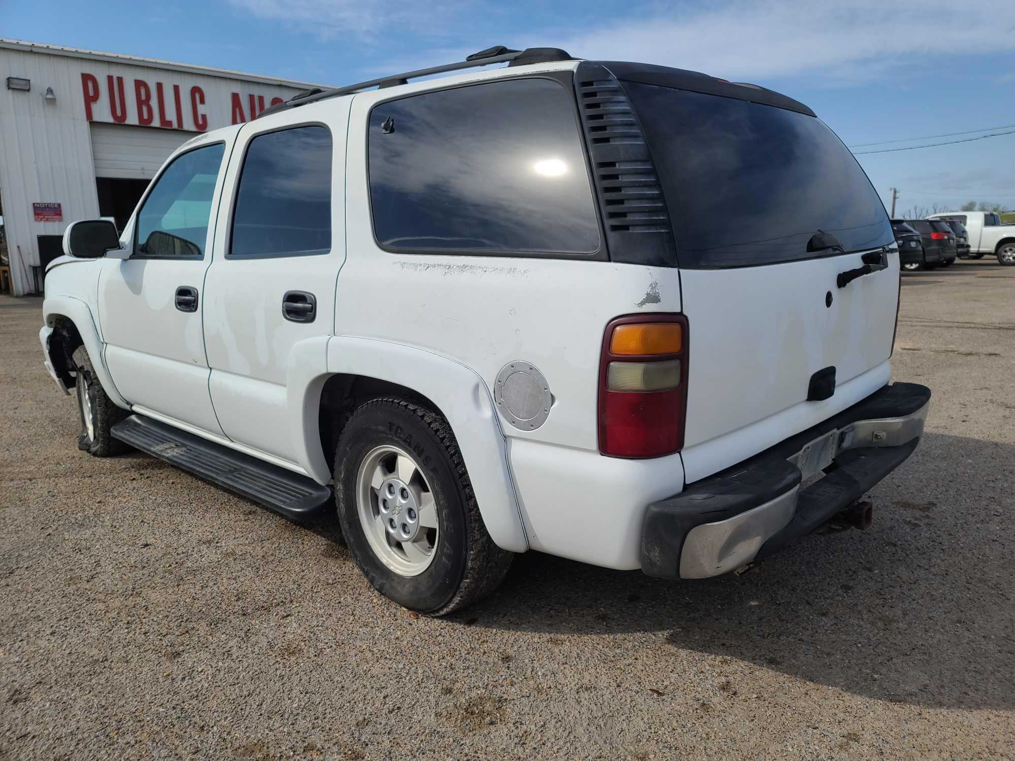 2000 Chevrolet Tahoe Multipurpose Vehicle (MPV), VIN # 1GNEC13T8YJ100708