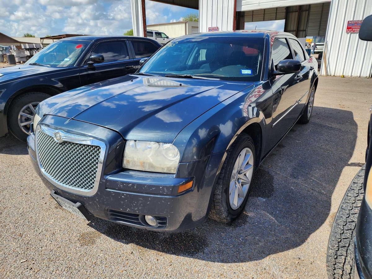 2008 Chrysler 300 Passenger Car, VIN # 2C3KA43R88H291799