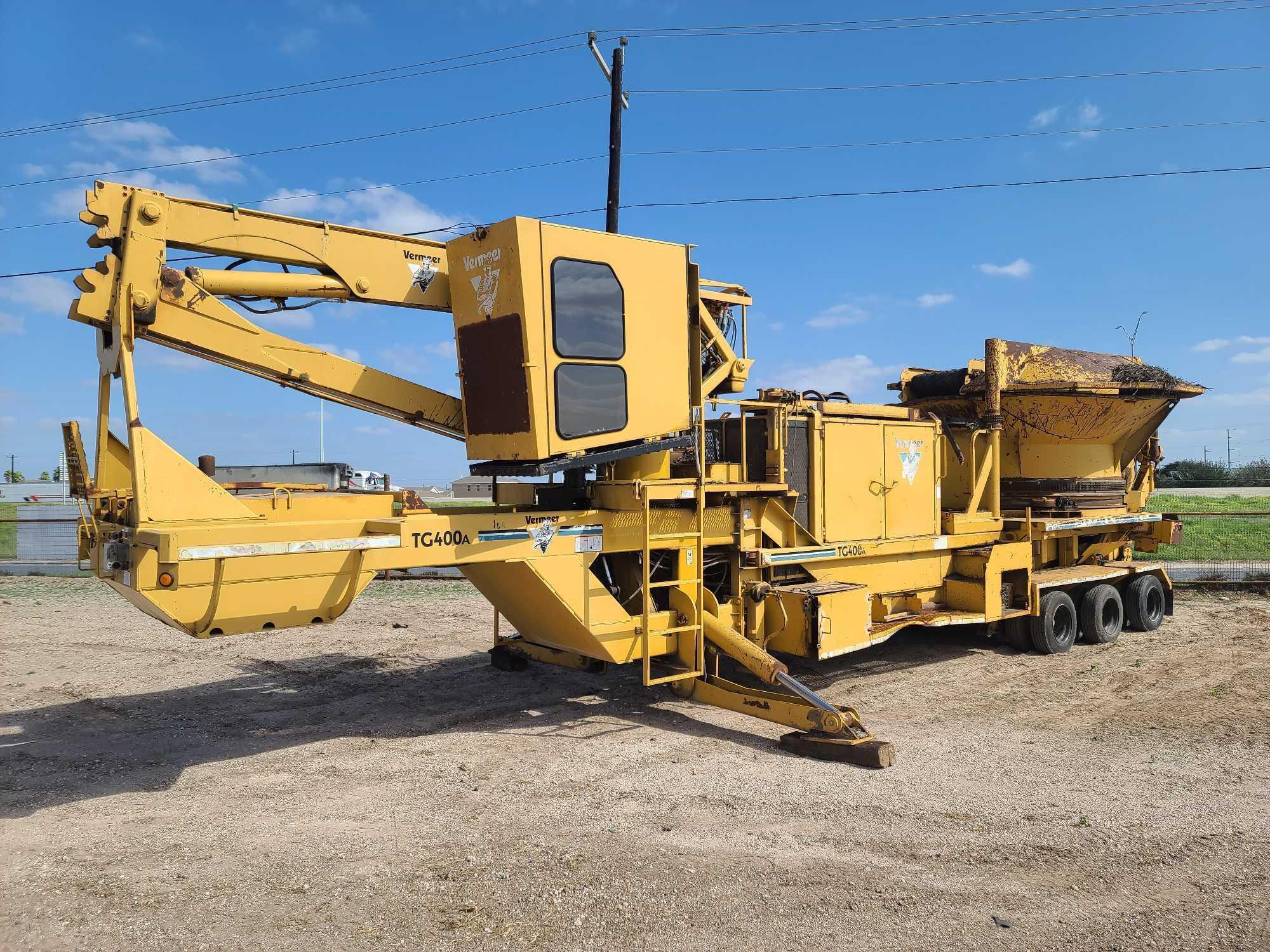 2001 TG400A VERMEER TUB GRINDER, VIN# 1VRN462J111000511