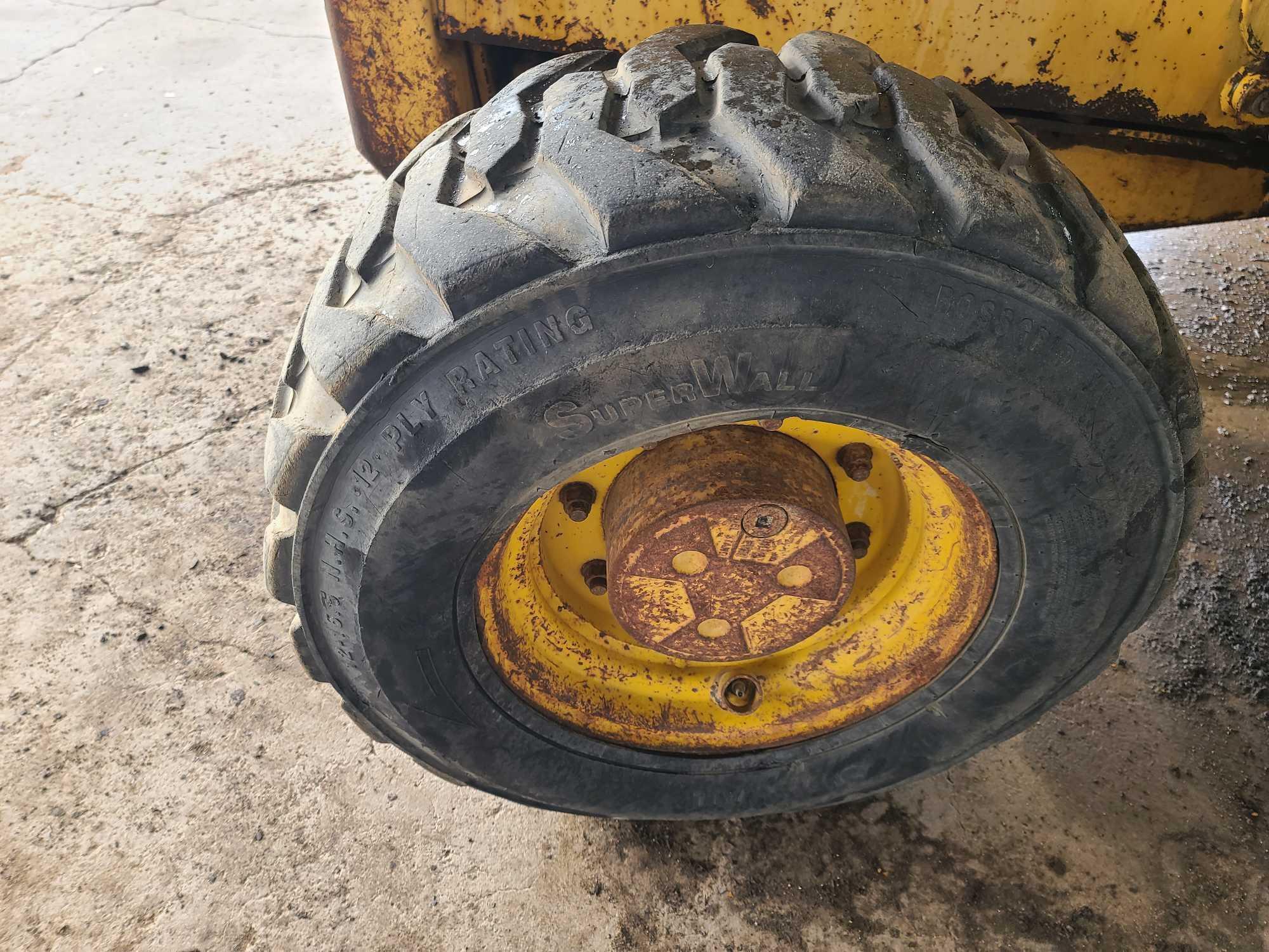 John Deere 310 Backhoe Loader