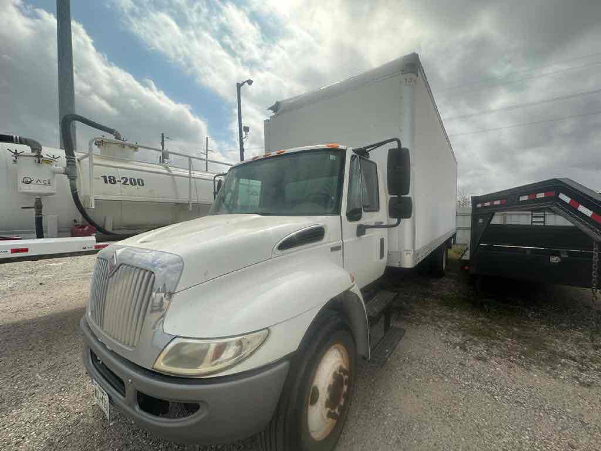 2014 International DuraStar 4300 Truck, VIN # 3HAMMAAL6EL488090