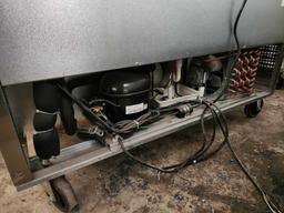 S/Steel Toastmaster Food Warmer with S/Steel Roll Around Storage cart