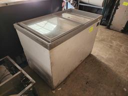 Kelvinator Commercial Chest Freezer