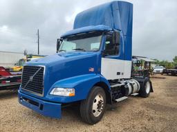 2012 Volvo VNM Truck, VIN # 4V4M19DFXCN552988