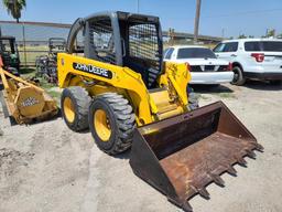 John Deere 250 Series II Skid Steer Loader