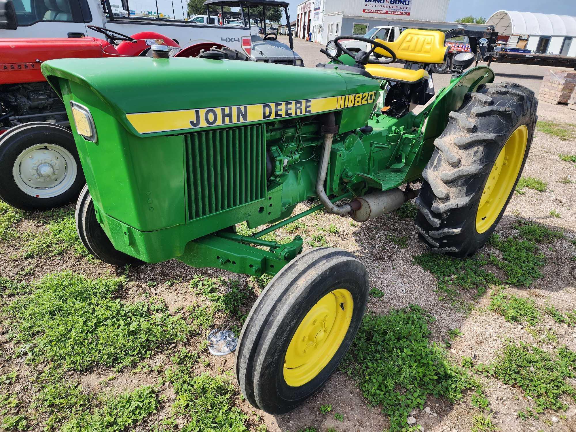 John Deere 820 Tractor