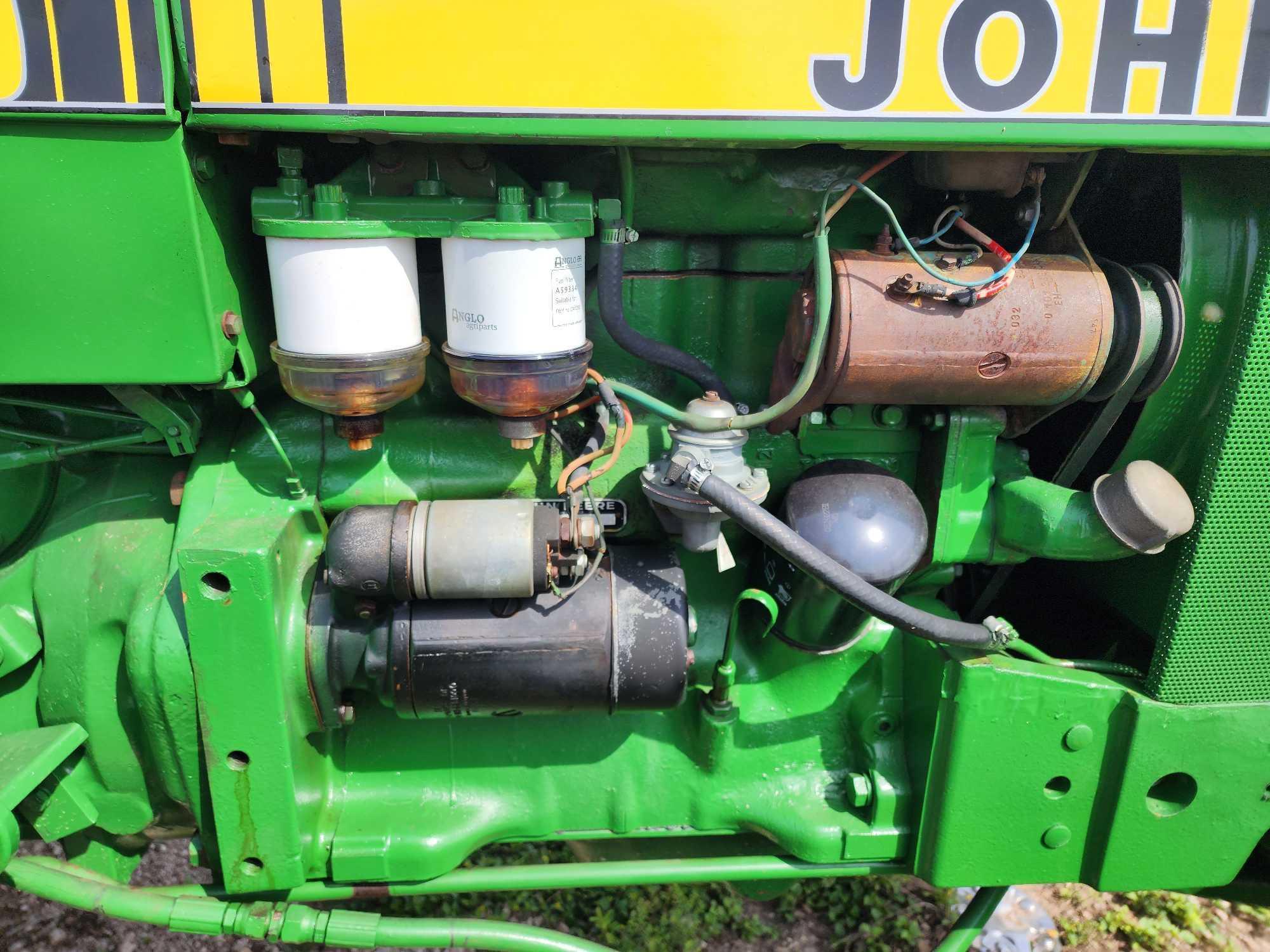 John Deere 820 Tractor