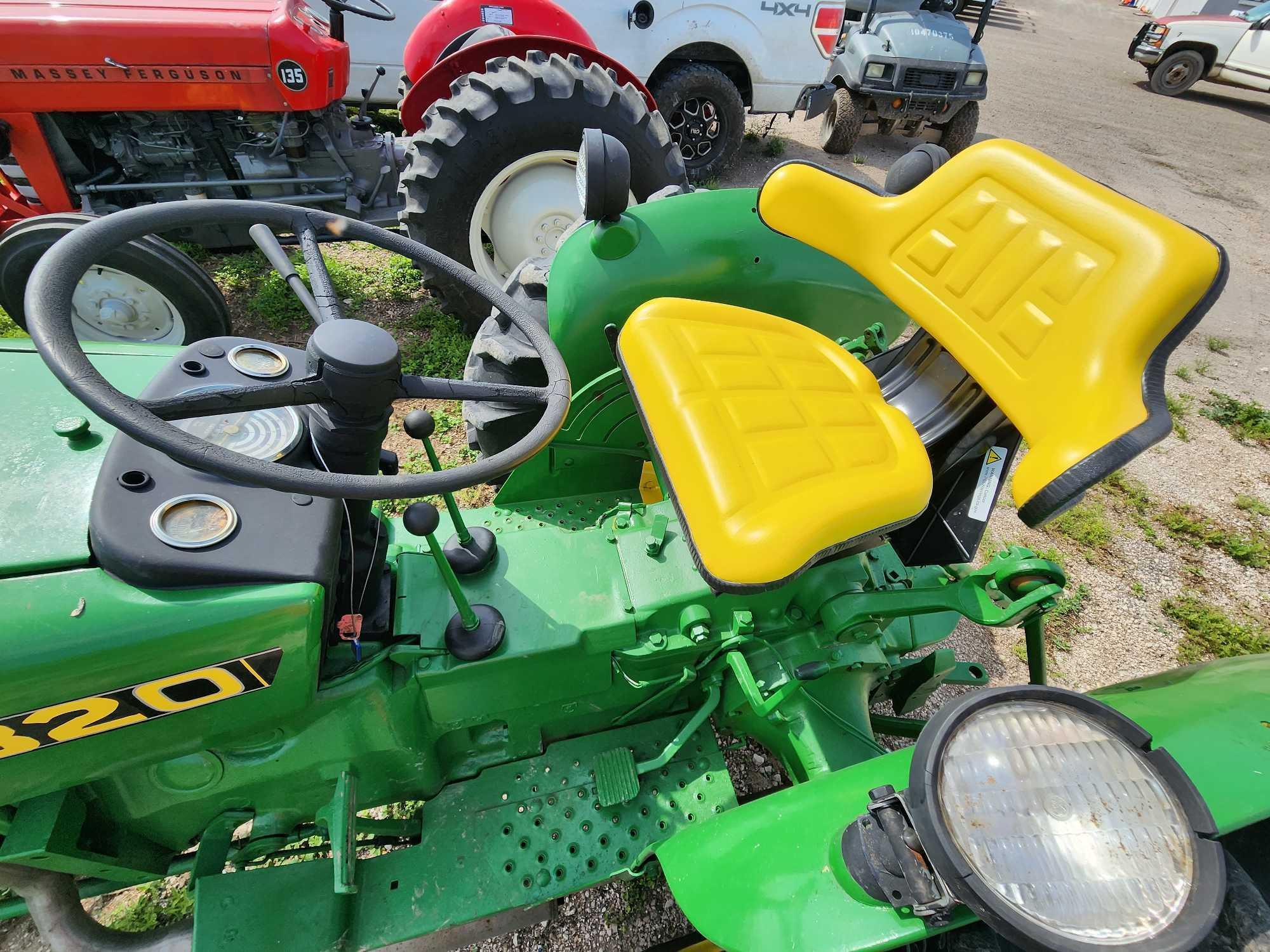 John Deere 820 Tractor