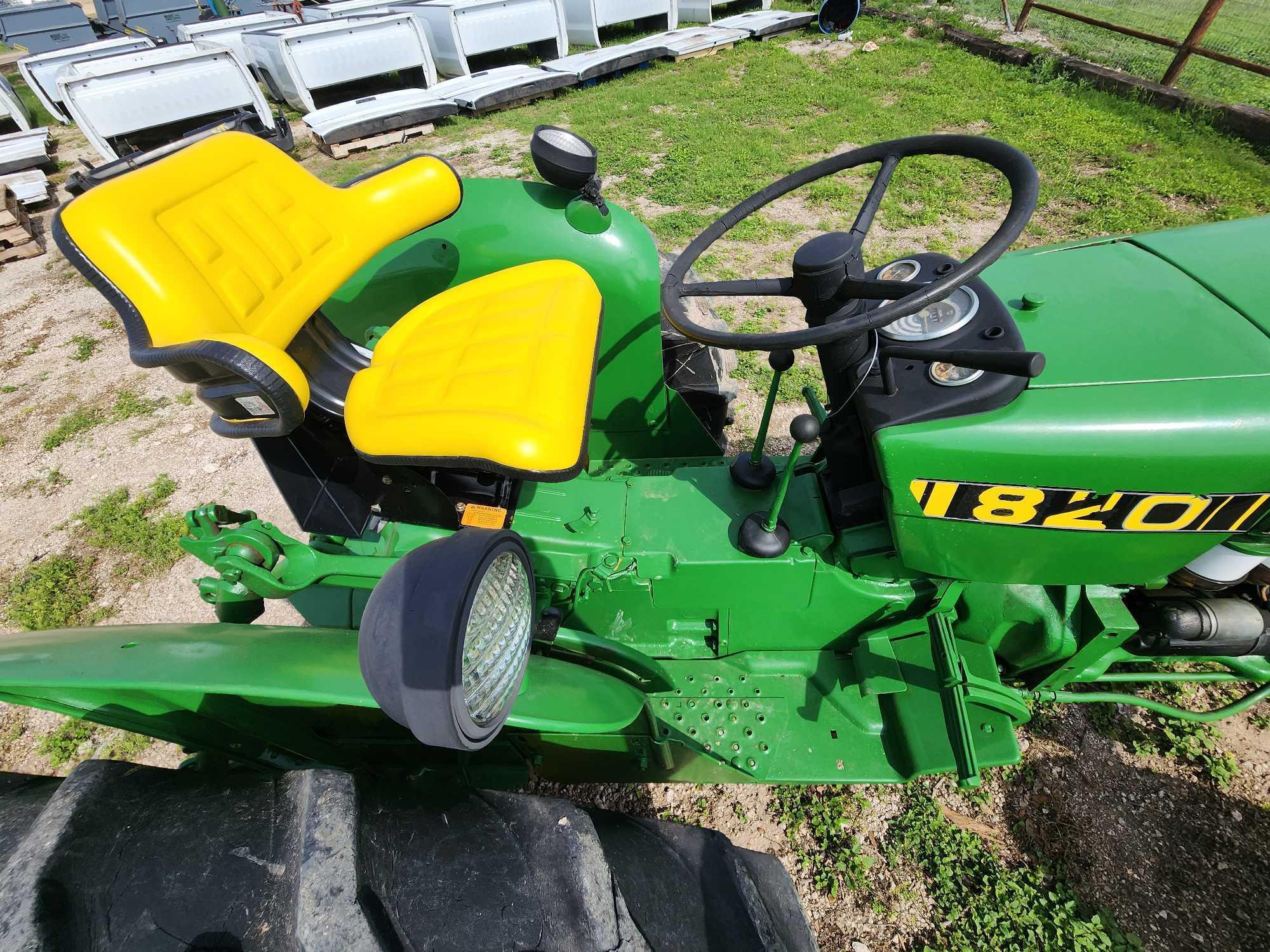 John Deere 820 Tractor