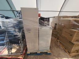 2 Pallets containing