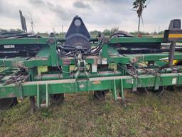 12 Row Folding John Deere Planter Max Emerge 2