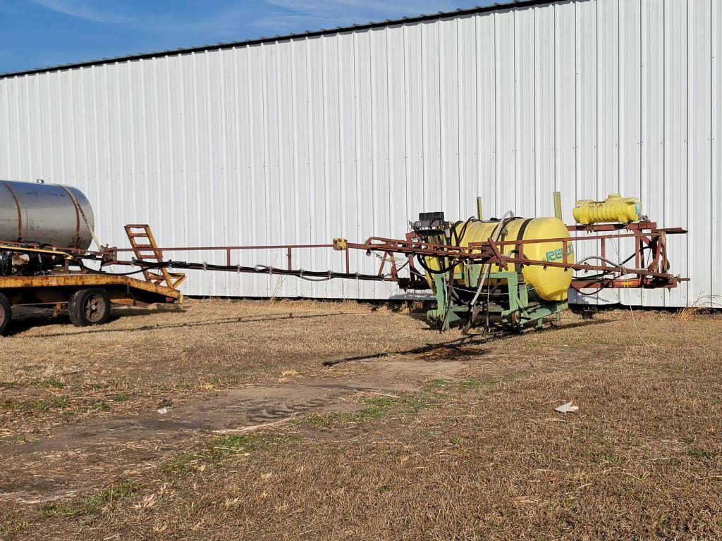 REDDICK 300 GAL 3PT SPRAYER 38’ HYD BOOMS