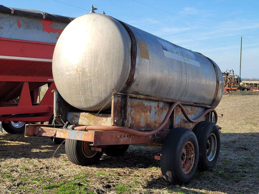 NURSE TANK  TRAILER