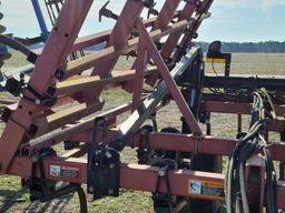 CASE IH FIELD CULTIVATOR