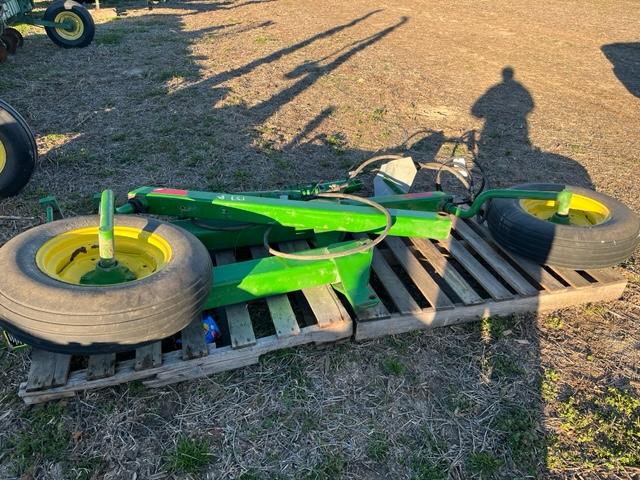 John Deere lift assist