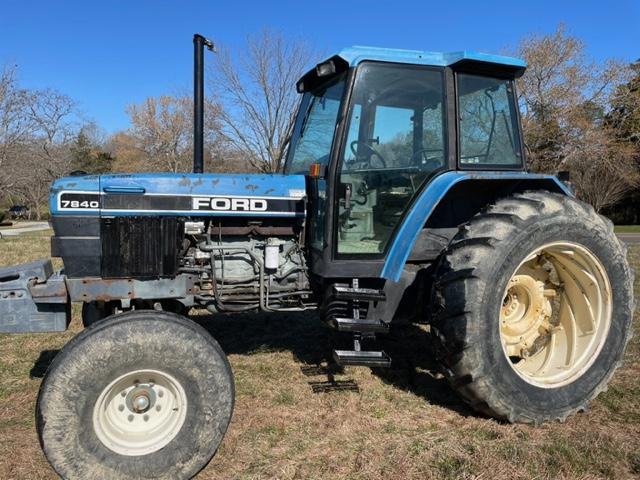 FORD 7840 POWERSTAR SL TRACTOR DUAL REMOTES 3375 HRS