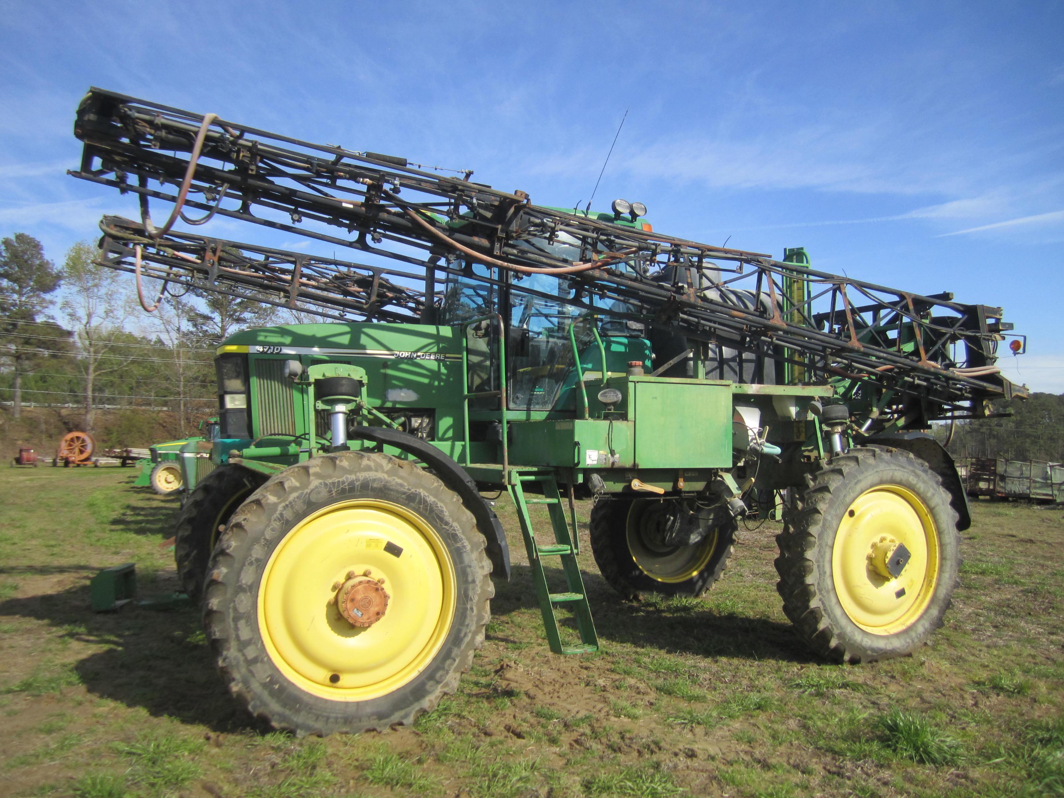 JD 4710 SPRAYER, 90' BOOMS, APPX 13,000HRS; SN:NO4710X004262