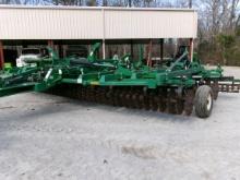 GREAT PLAINS 2400 TM TURBO MAX, 24’ DISC, SN:GP-C2025H (LIKE NEW BLADES AND BEARINGS)