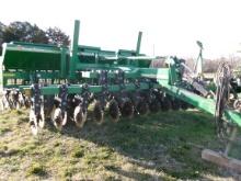8-ROW STRIP-TILL JD 1700 VACCUM PLANTER, 30” ROW, 2 X 2 INFURROW, SOYBEAN & CORN PLATES, INSECTICIDE