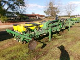 JD 7300 MAXEMERGE 2, 8 ROW VAC PLANTER, STACK FOLD, 36” ROWS, ROW MARKERS