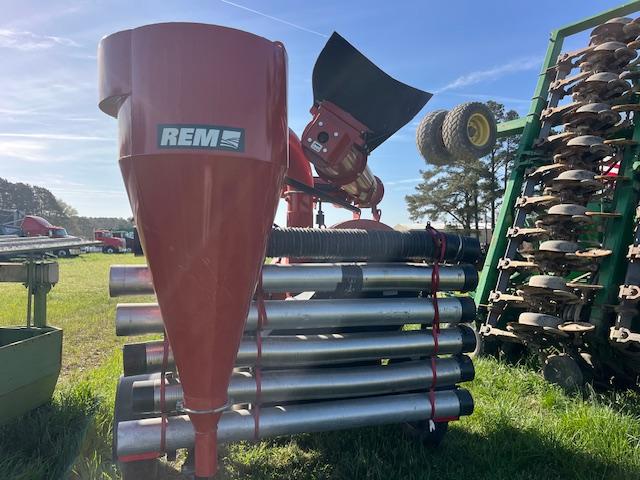 REM GRAIN VAC VRX 88 HRS GENTLY USED 1000 PTO