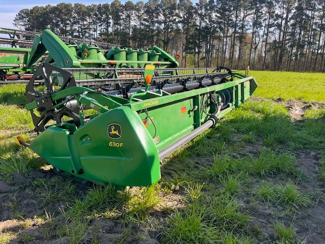 JD 630F HYDRAFLEX GRAIN PLATFORM