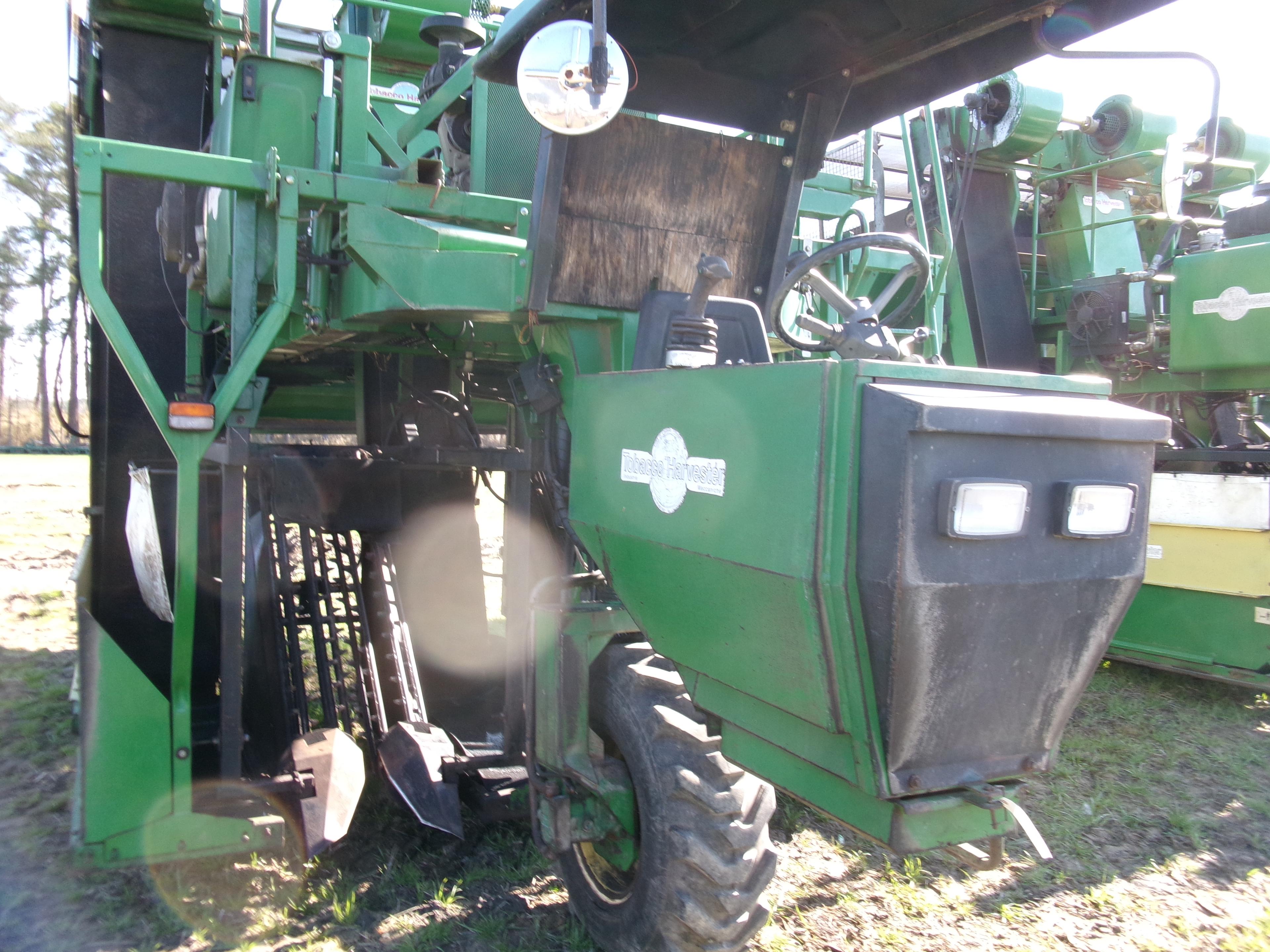 DECLOET 2 ROW TOBACCO HARVESTER