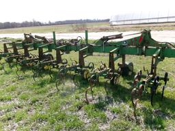 JD 845, 36” VERTICAL FOLD DANISH TINE CULTIVATOR