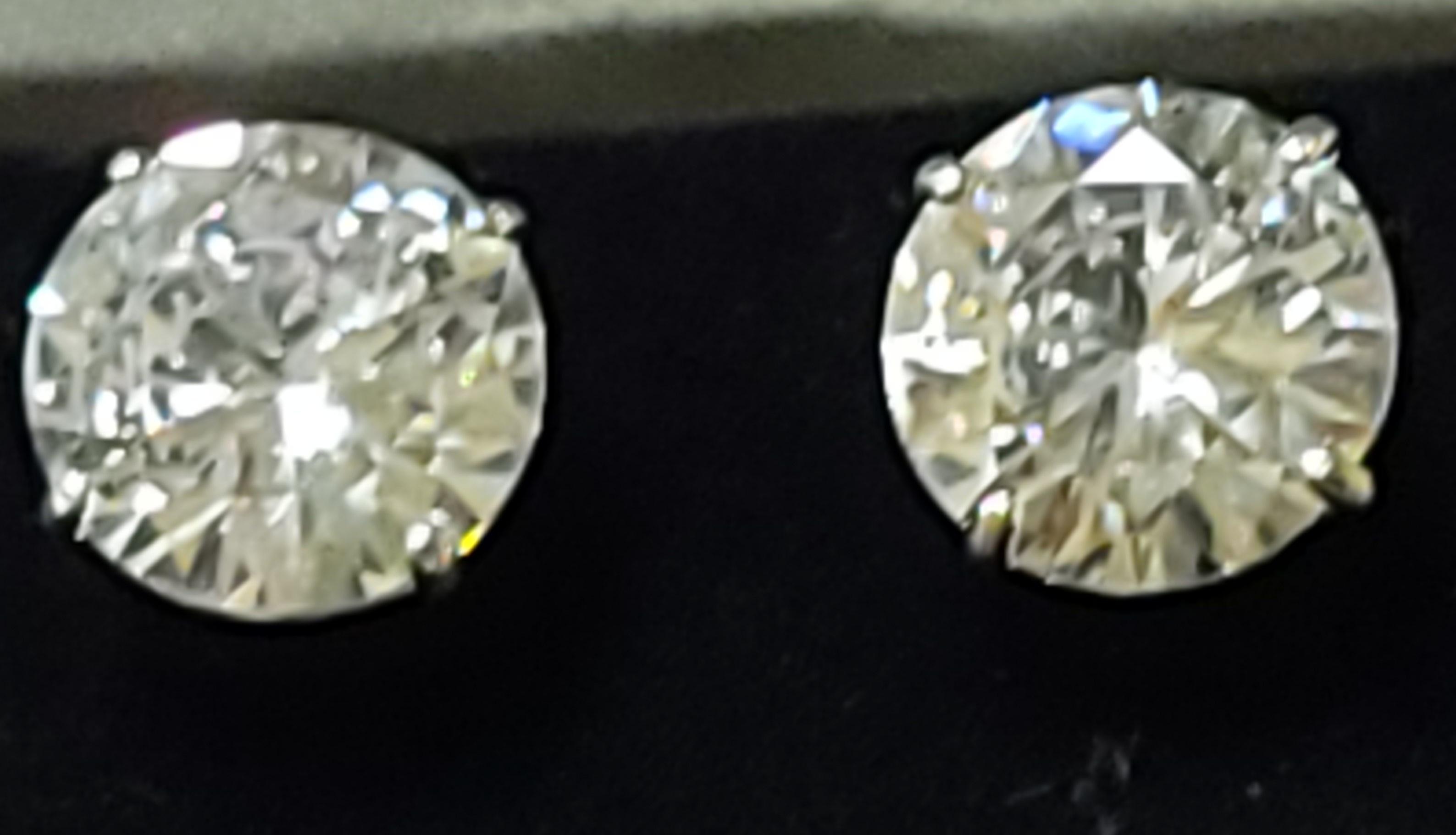 Cubic Zirconia Earrings mounted on 10k