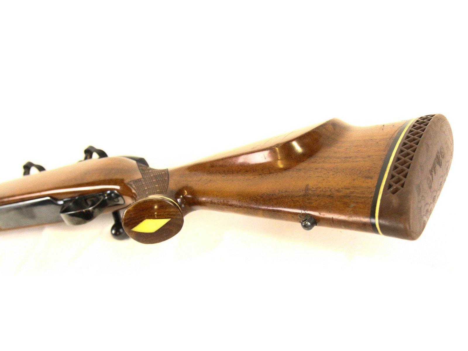 Weatherby Mark V Wby 300 Magnum Caliber Rifle