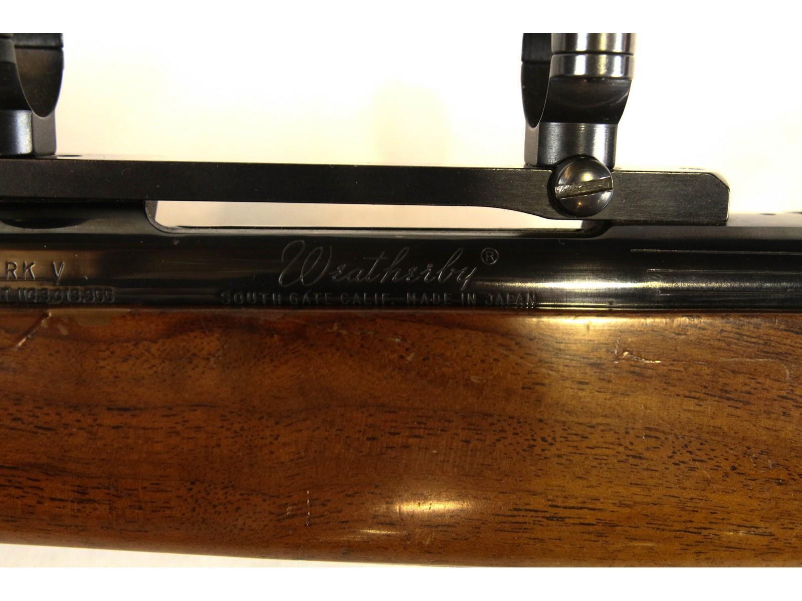 Weatherby Mark V Wby 300 Magnum Caliber Rifle