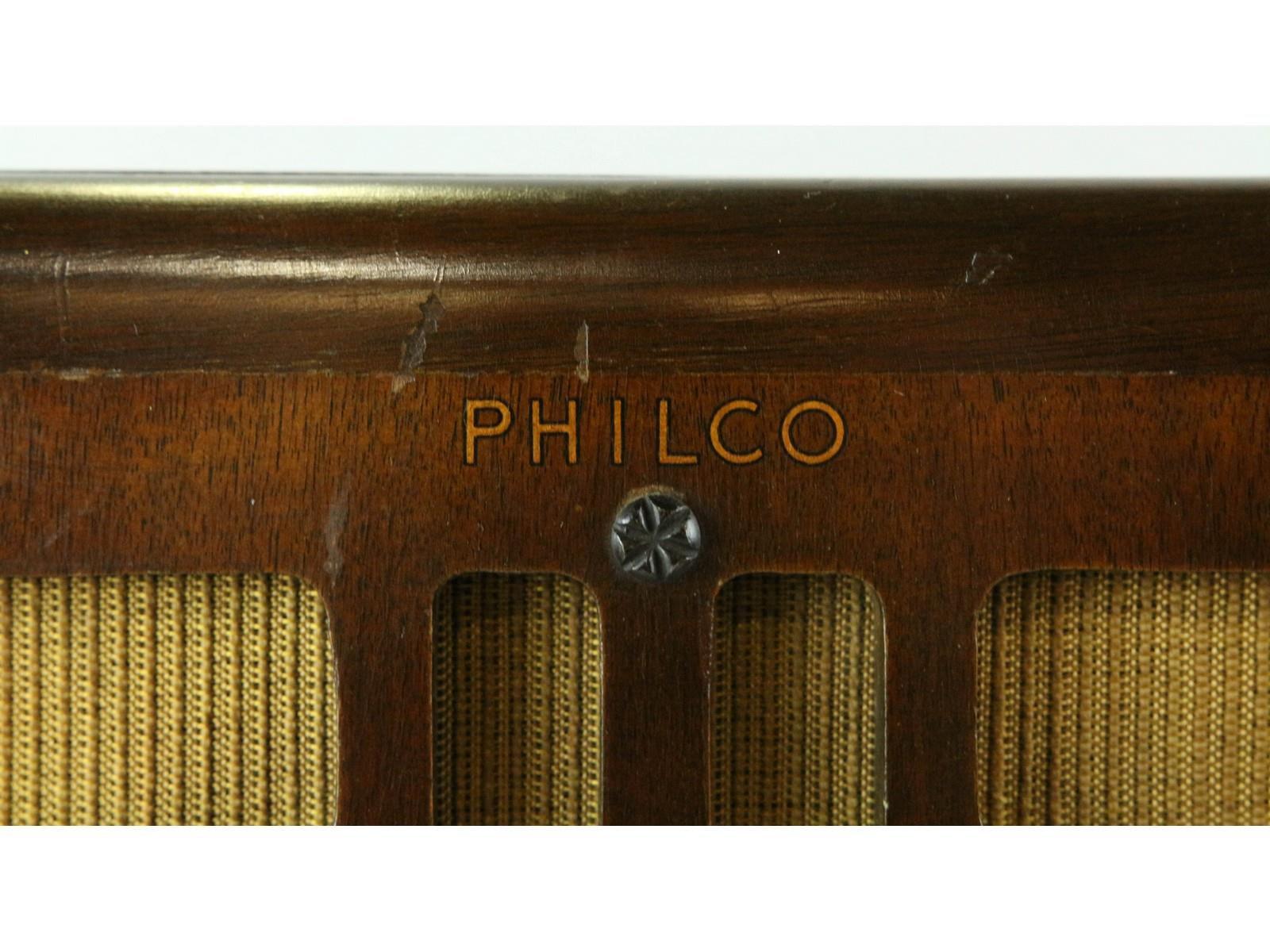 Philco Tombstone Style Radio Model 645